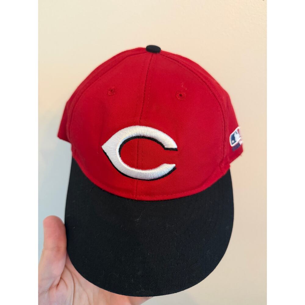 Cincinnati Reds MLB Youth Baseball Hat Adjustable